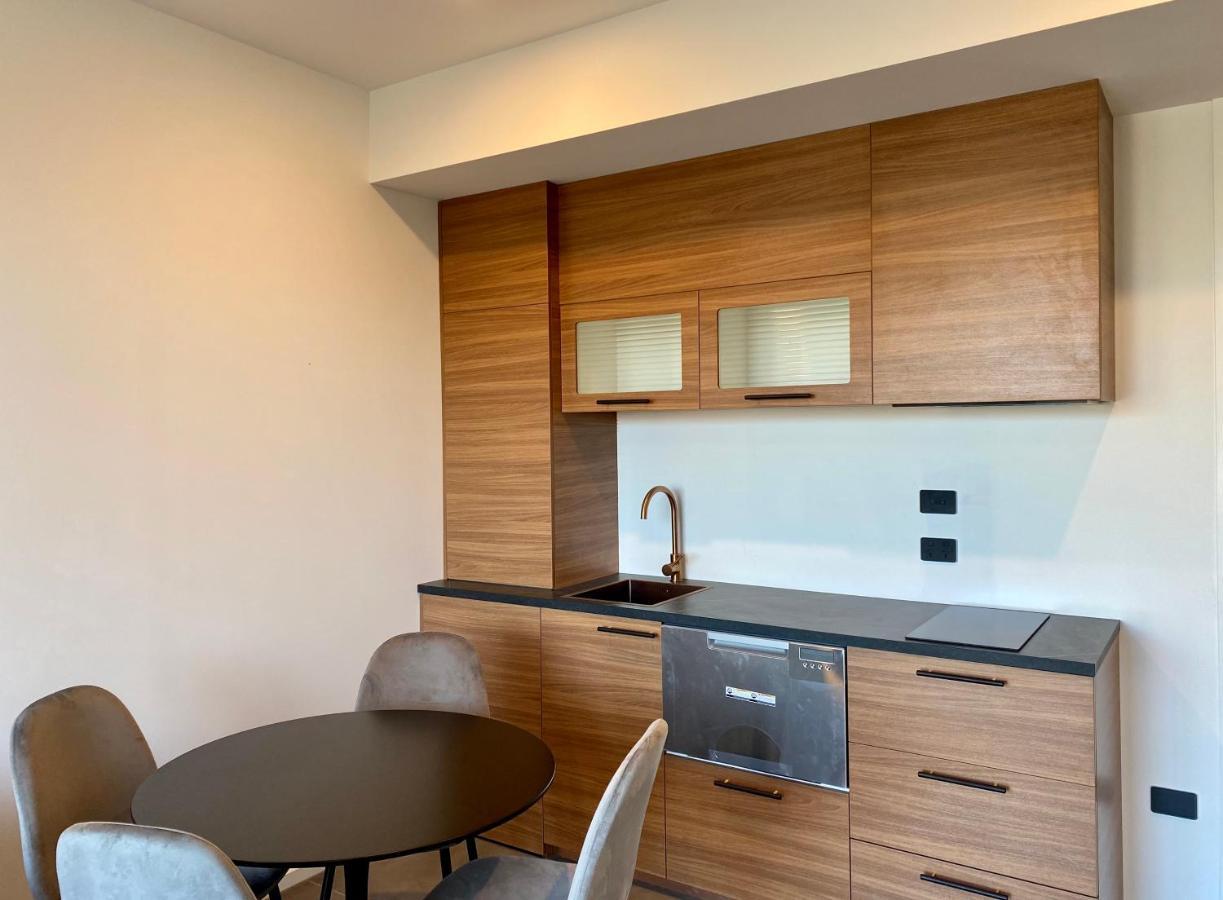 Two-Bedroom Lake View Suite Accessible (No Skylight)